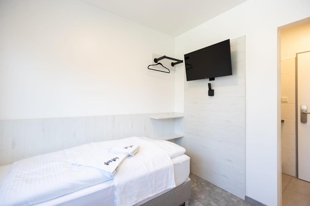 Staystay Guesthouse I 24 Hours Check-In Нюрнберг Екстериор снимка